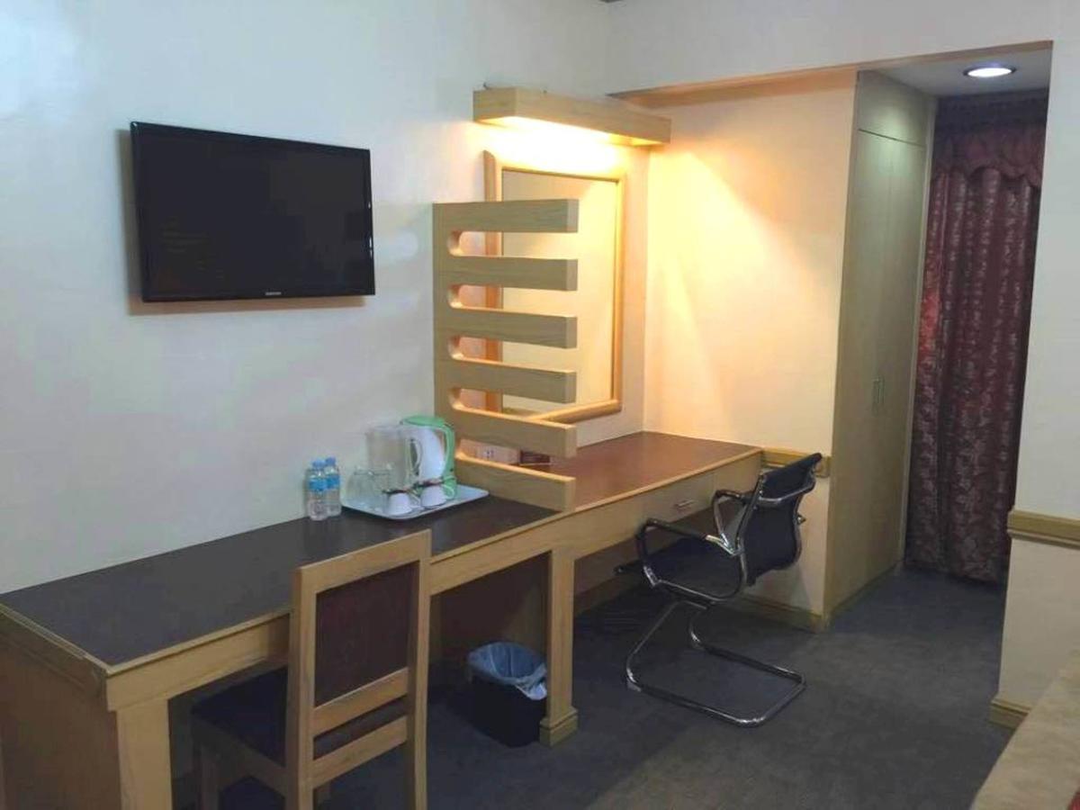 Phela Grande Hotel General Santos City Esterno foto