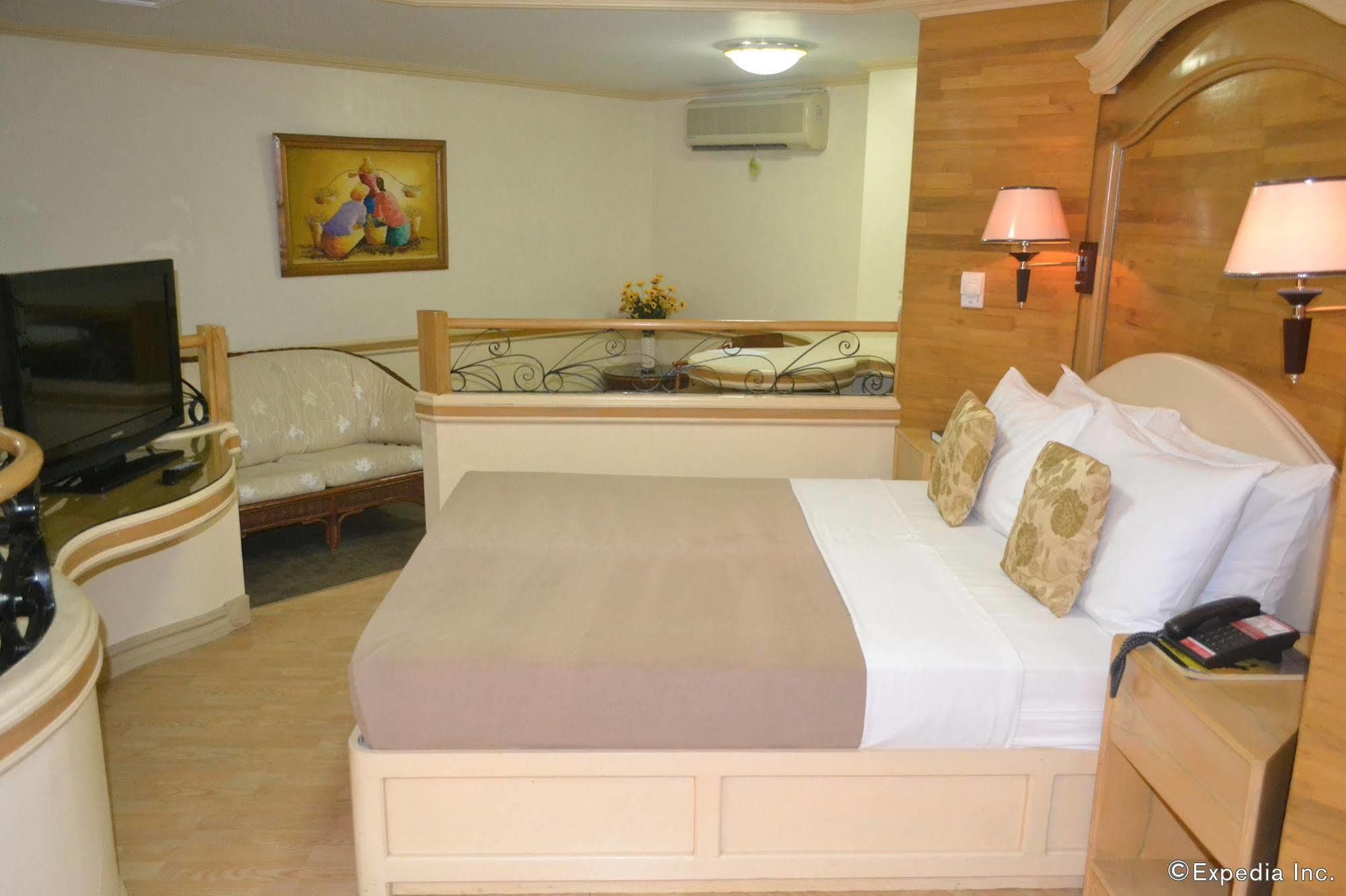 Phela Grande Hotel General Santos City Esterno foto